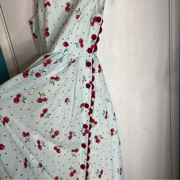 Unique vintage cherry print button down on side beautiful new no tags - Picture 6 of 12